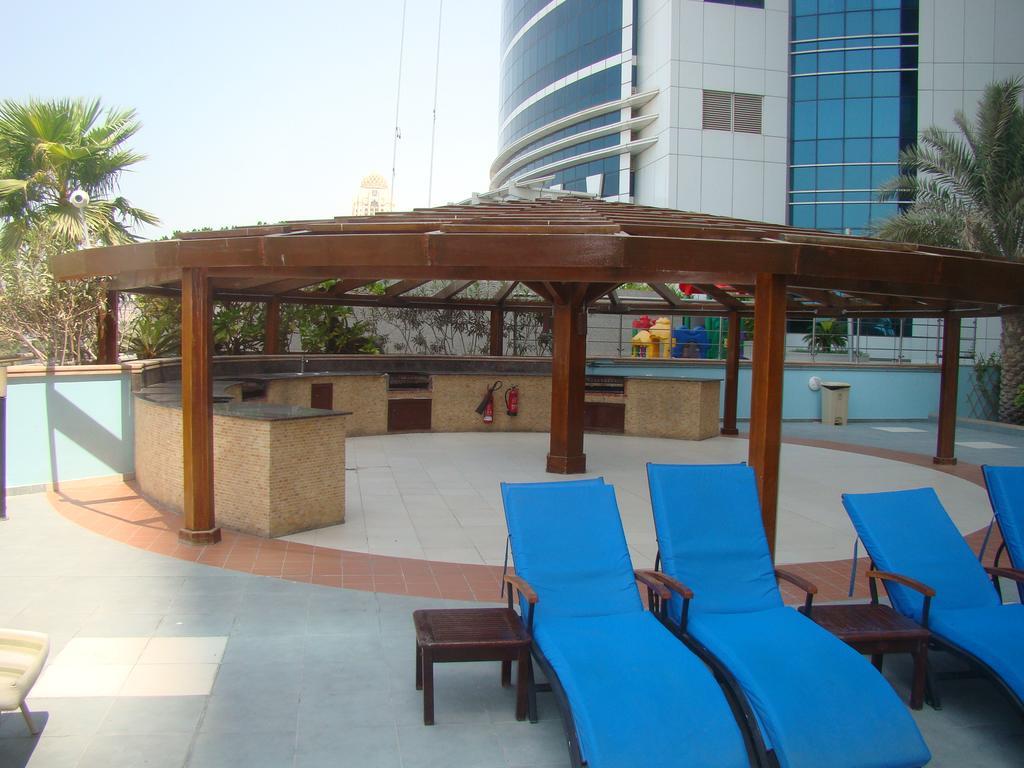 Espace Holiday Homes - Ocean Heights 14 Дубай Екстериор снимка