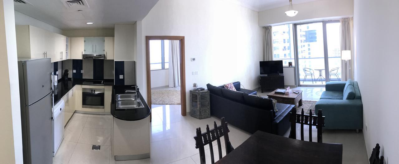 Espace Holiday Homes - Ocean Heights 14 Дубай Екстериор снимка